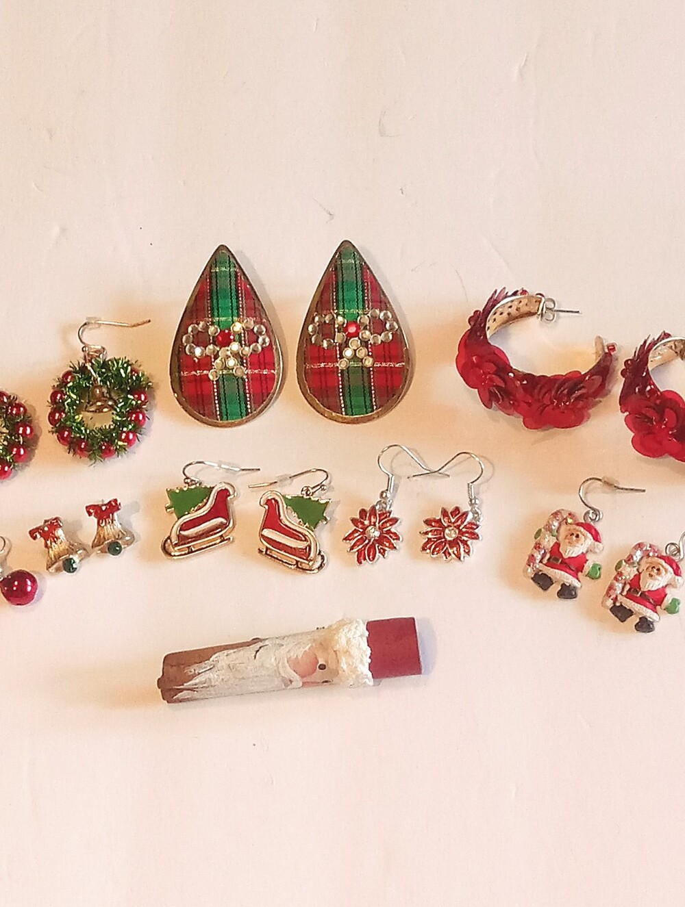 Christmas Jewelry Lot 9 Pcs (8 Earrings, 1 Painted Cinnamon Stick Brooch )